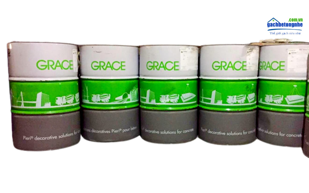 Sản phẩm phụ gia dùng cho bê tông Grace được đóng trong thùng kín cẩn thận